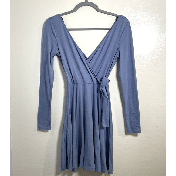 Forever 21 Women's Blue Long Sleeve V-Neck Tie Wrap Dress Size Small Princess - Picture 2 of 8